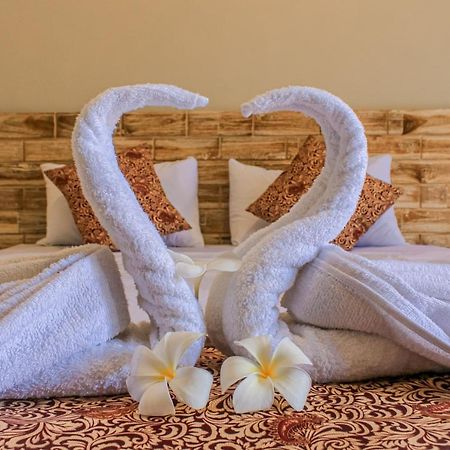 Hotel Niki Jembrana 외부 사진