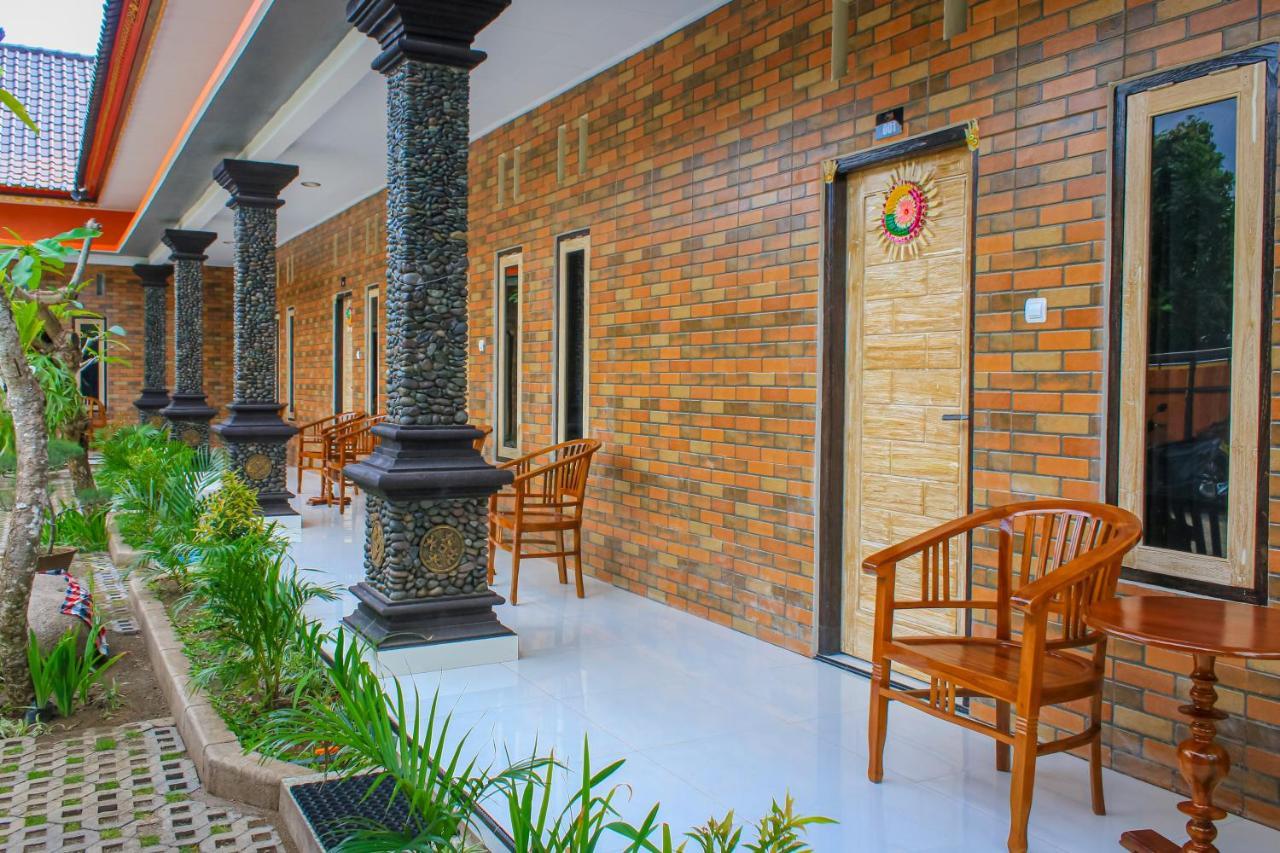Hotel Niki Jembrana 외부 사진