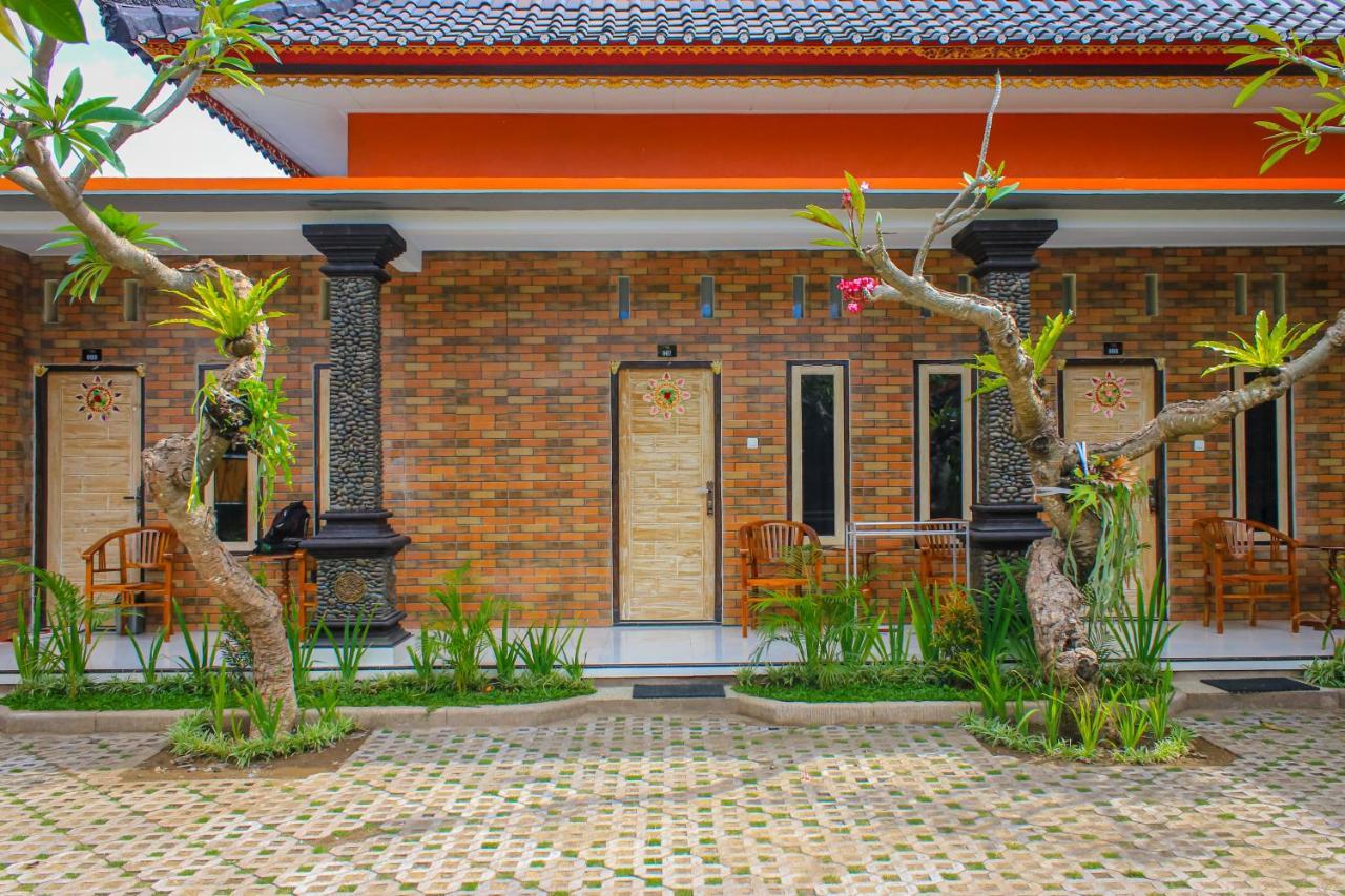 Hotel Niki Jembrana 외부 사진
