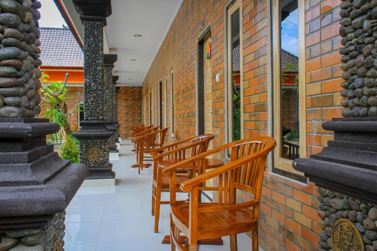 Hotel Niki Jembrana 외부 사진